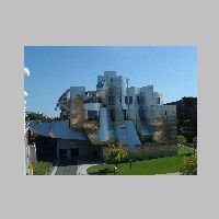 Frank Gehry, Weisman Art Museum, photo by Chris 73, Wikipedia.jpg